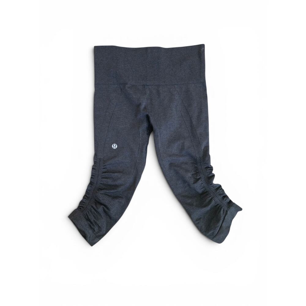 Lululemon In The Flow Crop II Heathered Black Seamless Crop Leggings Size 2 - Picture 2 of 9